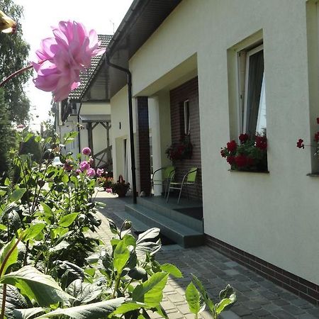 Dom Artusa Ustka Exteriör bild